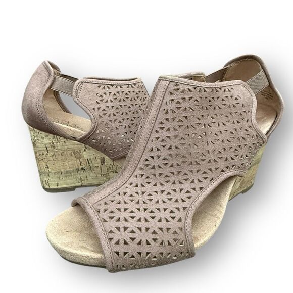 Life Stride Hinx Wedge Booties Sandals Cork Heeled Neutral Shoes Women's 9 W - Picture 3 of 14